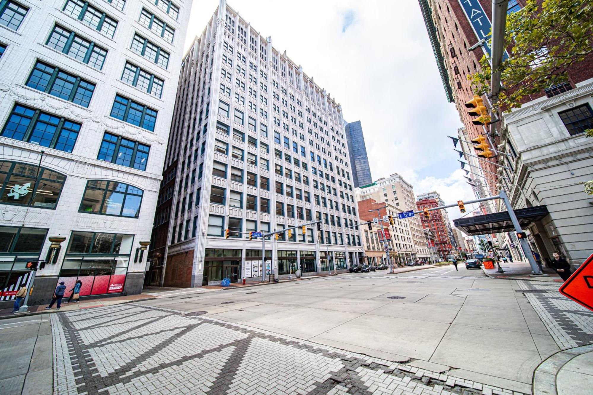 Heart Of Dt With Free Pool & Steam Plus Gym Luxe 812 Cleveland Exterior photo