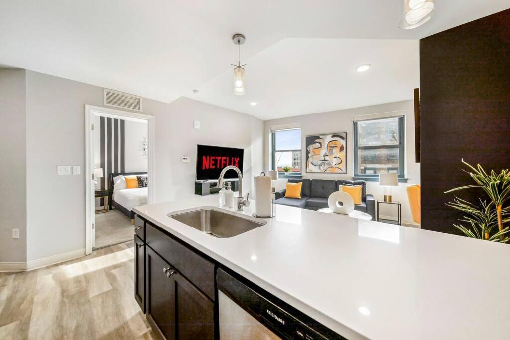 Heart Of Dt With Free Pool & Steam Plus Gym Luxe 812 Cleveland Exterior photo