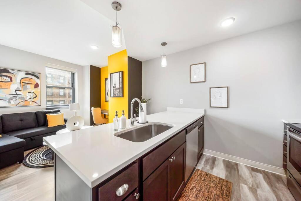 Heart Of Dt With Free Pool & Steam Plus Gym Luxe 812 Cleveland Exterior photo